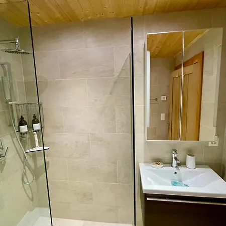 Sarana Mountain - Chalet Mitoyen Proche De Verbier 木屋 *